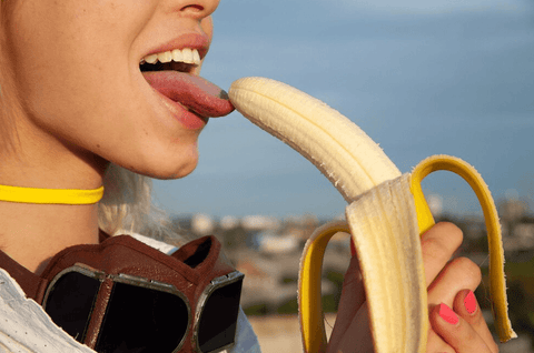 Dildo Sucking 101: How To Practice Blowjob With Dildo