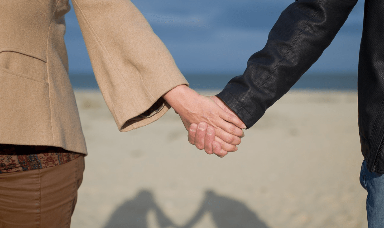 OMG! She Prefer Using the Vibrator Than Having Sex With Me - Tracy's Dog