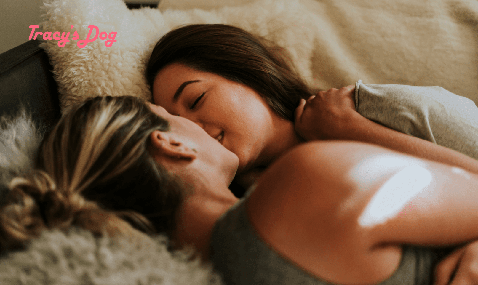 Top 7 Best Lesbian Sex Toys | Comprehensive Guide - Tracy's Dog